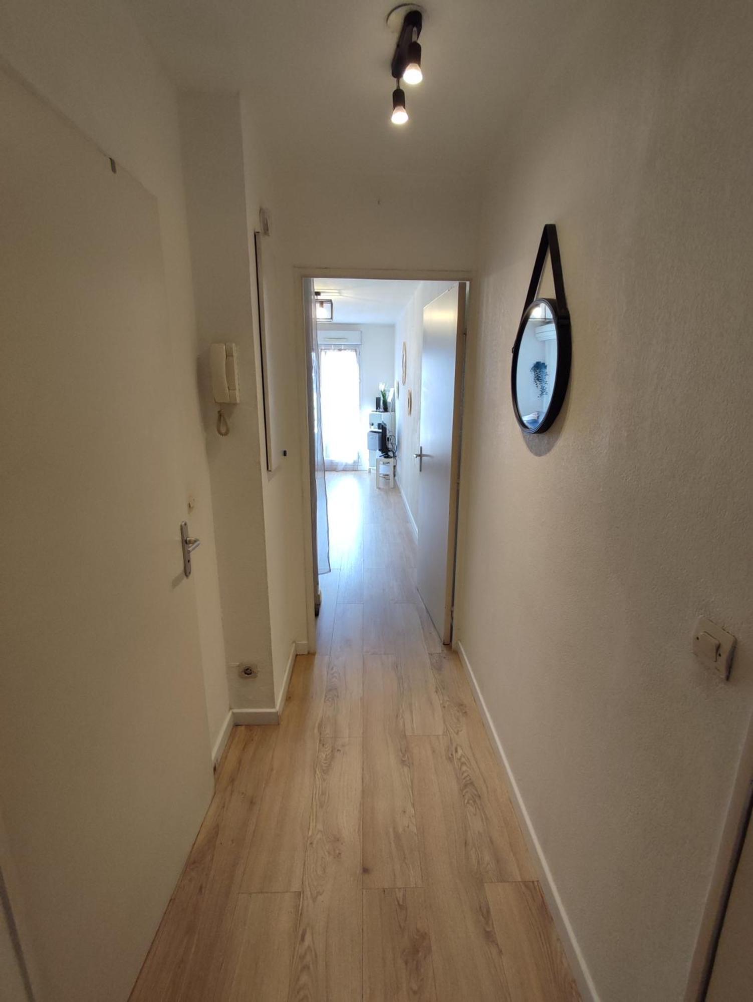 Appartement Climatise Avec Parking A 6Min A Pied De La Gare St Charles Марсель Экстерьер фото