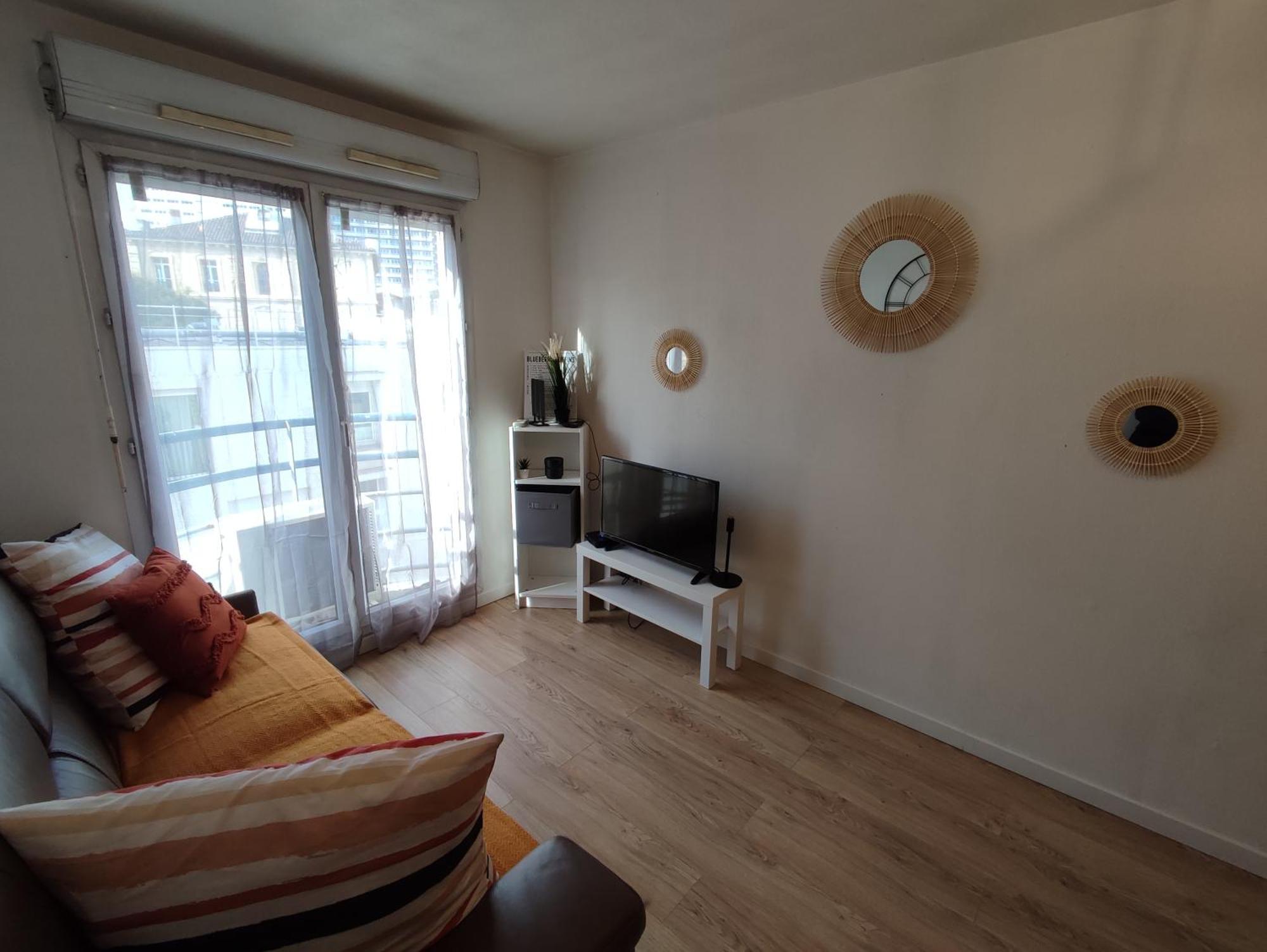 Appartement Climatise Avec Parking A 6Min A Pied De La Gare St Charles Марсель Экстерьер фото