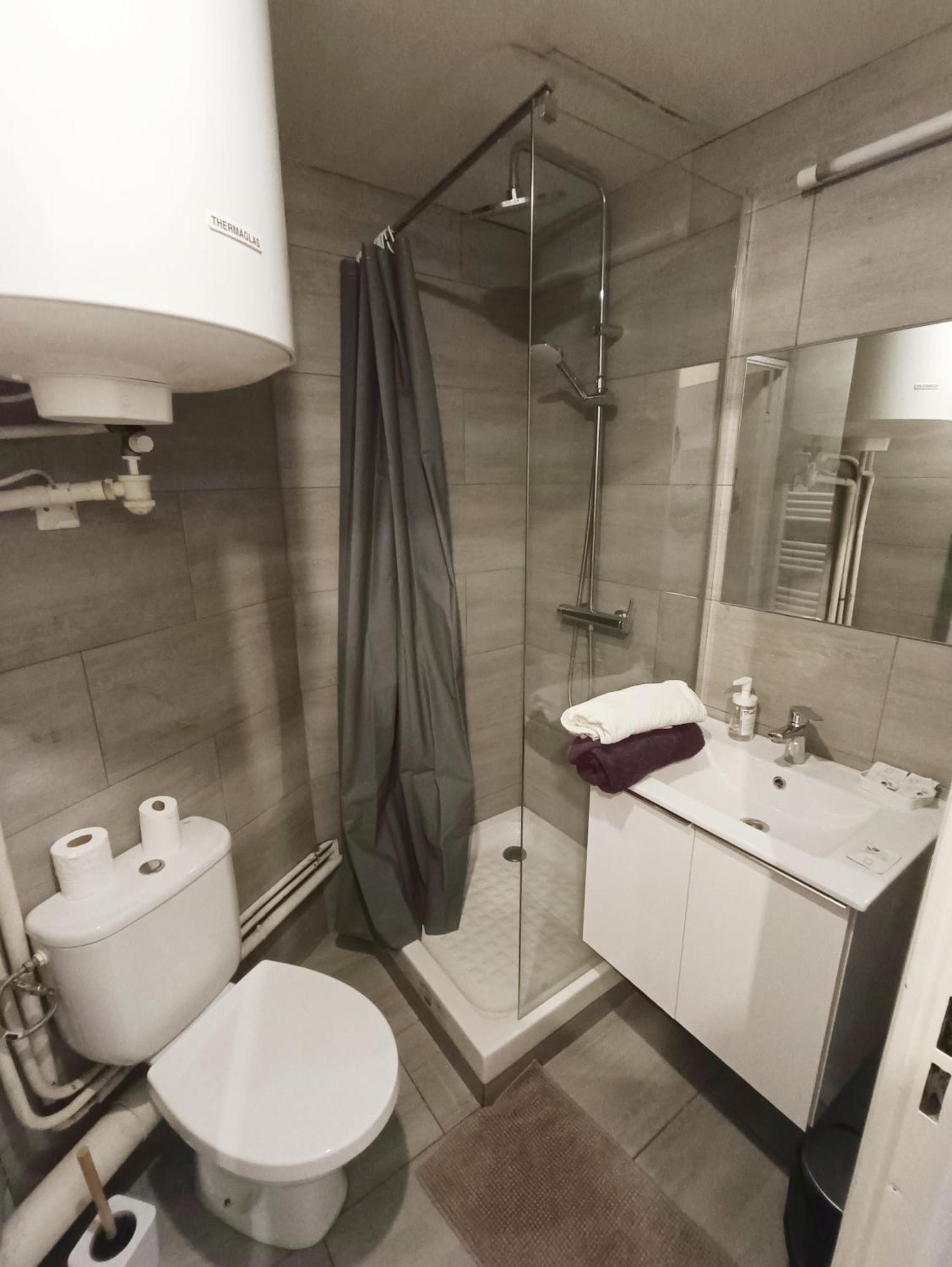 Appartement Climatise Avec Parking A 6Min A Pied De La Gare St Charles Марсель Экстерьер фото